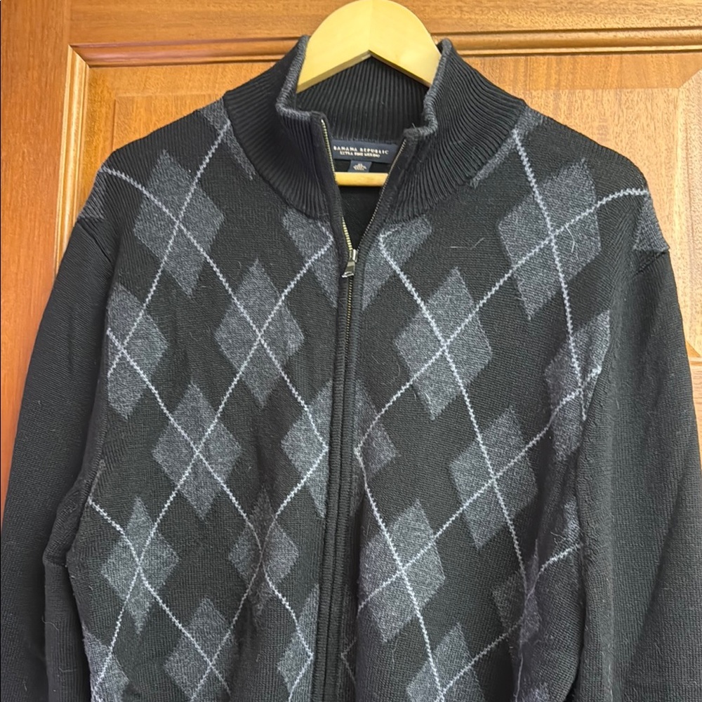 Banana Republic Black and Gray Zip Up Sweater